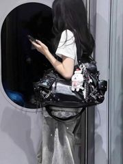 バッグ レディース トートバッグ 1個 ファッショナブルなヴィンテージリベットモーターサイクルバッグ、Y2Kベイビーショルダートートバッグ、高級スペース豊富なアンダーアームバッグ、カジュアルで多用途なクロスボディバ