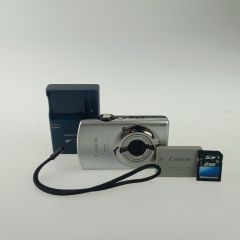Canon IXY 920IS シルバー CCD オールドコンデジ キャノン - メルカリ