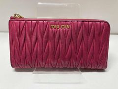 ミュウミュウ　折り財布　マテラッセ　ナッパ　ピンク　キルティング　L字ファスナー ミュウミュウ 折り財布 マテラッセ ナッパ ピンク キルティング L字