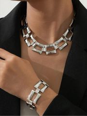 Women's Jewelry Set: Fashionable Geometric Hollow Square Metal Chain Necklace & Bracelet Jewelry Set (1 set), Gift for Women, Holiday & Vacation