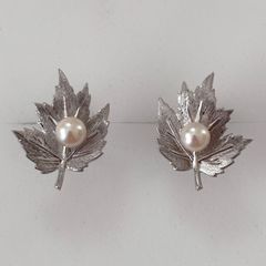 gondoa ゴンドア アゲハチョウ アゲハ蝶 ピアス 両耳 - メルカリ