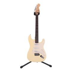 Squier Bullet Strat 改造品 説明欄を見てください。 - メルカリ