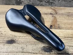 JZ923 스페셜라이즈드 SPECIALIZED 로민 에보 ROMIN EVO 블랙 155mm 안장 Cr-Mo레일