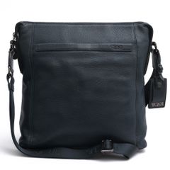 美品】 TUMI ショルダーバッグ ベネツィア 本革 斜め掛け チャーム