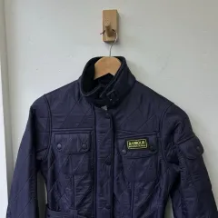 15301 - バブアー インターナショナル キルティング ジャケットのサムネイル