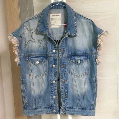 【希少完売品】弐黒堂　3 L デニム　ベスト 刺繍 キルティング 背面パット入り 希少完売品】弐黒堂 3 L デニム ベスト 刺繍 キルティング 背面パット