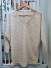アイボリー ニットのサムネイル