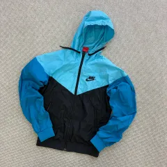 M NIKE フード ウィンドブレーカー ジャケット 0610D2のサムネイル