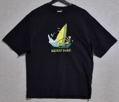 オーバーサイズ S ) ノルディ ブラック サーフィン 半袖Tシャツのサムネイル