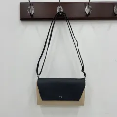 YOHJI YAMAMOTO ヨウジヤマモト ブラック/ベージュ ショルダーバッグのサムネイル