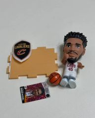NBA BALLERS フィギュア 2体セット ドンチッチ ブッカー - メルカリ