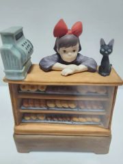 【魔女の宅急便】キキ　店番　オルゴール　箱あり　未使用　希少 魔女の宅急便】キキ 店番 オルゴール 箱あり 未使用 希少 - メルカリ