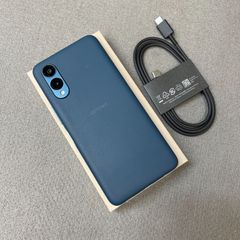 Arrows We2 F-52E 64GB ネイビーグリーン SIMフリー - メルカリ