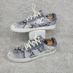 美品 WAAC ワックゴルフ レディース スパイクレスシューズ 23.0