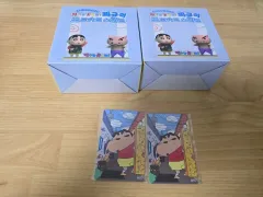 デニムポップアップ限定)) クレヨンしんちゃん クレヨンしんちゃん フィギュア 2個 + カード 2枚