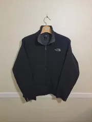 THE NORTH FACE ザノースフェイス ブラック ジップアップ ジャケット 100サイズのサムネイル