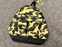 BAPE カモフラージュ シャークリュック - メルカリ
