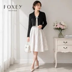 【未使用に近い】FOXEY BOUTIQUE 37665 / フォクシーブティック レディジャケットブラック 40【Mサイズ（9号）～Lサイズ（11号）相当】ジュエルボタン ジャケット（アウター）学校行事 お食事会 観劇 パーティー デイリー コーデのサムネイル