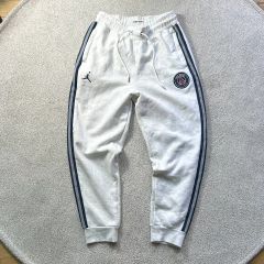MONCLER トリコロールライン スウェットショートパンツ - メルカリ