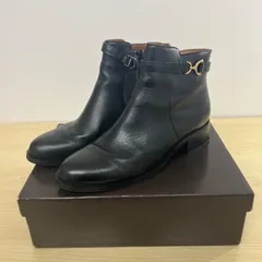 銀座ヨシナガ　yoshinoyaGINZA ショートブーツ ブラック ベルトデザイン サイドジップ　24.5cm 39サイズのサムネイル