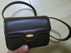 お値下げ！】CELINE ソープケース アルミニウム ゴールド - メルカリ