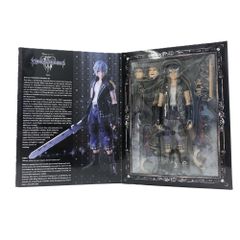キングダムハーツ PLAY ARTS Vol.2 no.5. クラウド - メルカリ