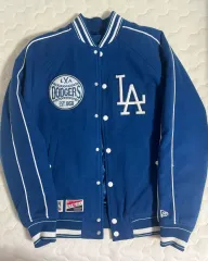 NEW ERA LA ドジャーズ ブルゾン 野球 アウターのサムネイル