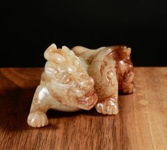 清時代 和田玉 子犬置物 可愛い犬彫刻 玉置物 天然玉 古美術 根付旧家蔵出し 清時代 和田玉 子犬置物 可愛い犬彫刻 玉置物 天然玉 古美術 根付旧家