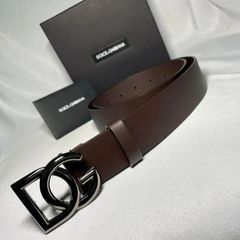 美品 BURBERRYバーバリー TB 3Dデザイン ブラック＆シルバー カフス 美品 [近年モデル] BURBERRY バーバリー TBロゴ 3Dデザイン カフス