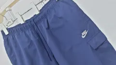 ナイキ/カーゴパンツ/薄い/きれいな/正規品/メンズ35-36インチのサムネイル