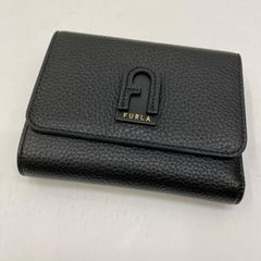 美品 FURLA フルラ ダフネ ブラックレザー 三つ折り財布 ⭐️新品未使用⭐️FURLA ⭐️ダフネ三つ折り財布 ブラック - メルカリ