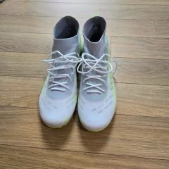 ASICS メナス海外限定モデル30.5cm ホワイト イエロー - メルカリ