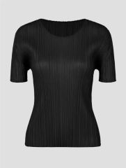 プリーツプリーズ イッセイミヤケ　メッシュプリーツトップス　ブラック　半袖　L 新品タグ付 イッセイミヤケ RHOMBUS PLEATS ブラック 七分袖 2 - メルカリ