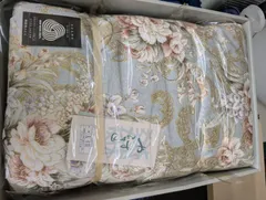 ☆新品未使用☆ウール100%　軽量掛け布団のサムネイル