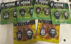 ダンガンロンパ サンリオ アニメストアくじ マグカップ 缶バッジ