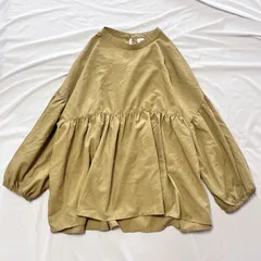 美品　HKWORKSLONDON　長袖ブラウス　カットソー　スタンドカラーシャツ　バックリボンデザイン　LLサイズ　大きいサイズ　カーキ　相当無料✨のサムネイル