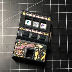 ポケモン スロットマシン貯金箱 [金] - メルカリ
