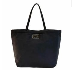 シャネル ノベルティ ショルダーバッグ バッグ 白 【未使用】 BTS 人気