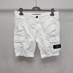 美品 STONE ISLAND ホワイトカーゴショートパンツ - メルカリ