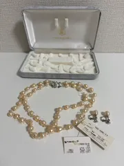未使用品　YUMI KATSURA 真珠ネックレスとイヤリングセット　桂由美のサムネイル