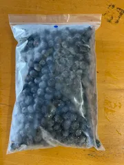 冷凍中粒ブルーベリー1kgのサムネイル