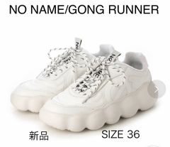グラウンズ grounds JEWELRY PUFF TRAINER WHITE - メルカリ