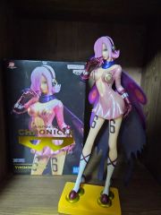 ワンピース GLITTER&GLAMOURS ヴィンスモーク・レイジュ 海外限定
