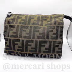 FENDI フェンディ ズッカ コスメポーチ マルチ 小物入れ クラッチ ズッキーノ OJ266のサムネイル
