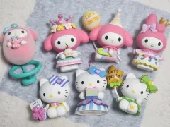 ポップマート マイメロディ ハローキティ フィギュア