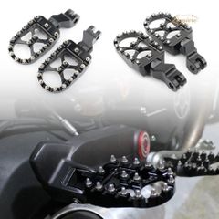 グンゼ産業ハイテックモデル1/24トライアンフ TR3 & フォルクスワーゲ