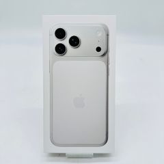 iPhone 17 PRO 256GB 台湾版シルバー MG8G4ZA/A香港版 iPhone 17 PRO 256GB 台湾版シルバー MG8G4ZA/A香港版 - メルカリ