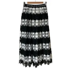 美品 DOUBLE STANDARD CLOTHING ダブルスタンダードクロージング スター レース イージーロングスカート 36 ブラック ホワイト レディース 古着 中古 USEDのサムネイル