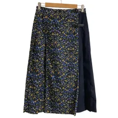 美品 MACKINTOSH PHILOSOPHY マッキントッシュフィロソフィー 花柄スカート サイズ38 ブラック ネイビー レディース 古着 中古 USEDのサムネイル