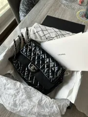 シャネルClassicバケットペンダントのサムネイル